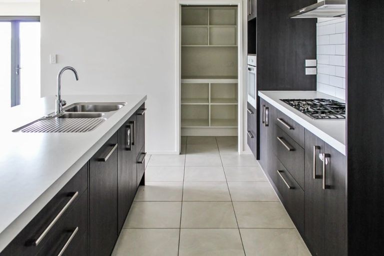 Photo of property in 32 Silicon Way, Fitzherbert, Palmerston North, 4410