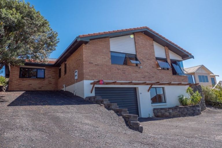 Photo of property in 33 Stratford Drive, Cable Bay, 0420