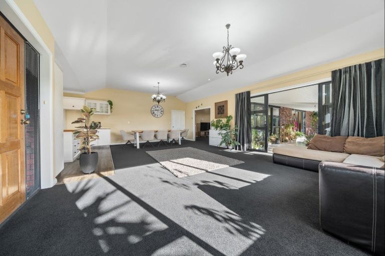 Photo of property in 69f Karamea Street, Whalers Gate, New Plymouth, 4310