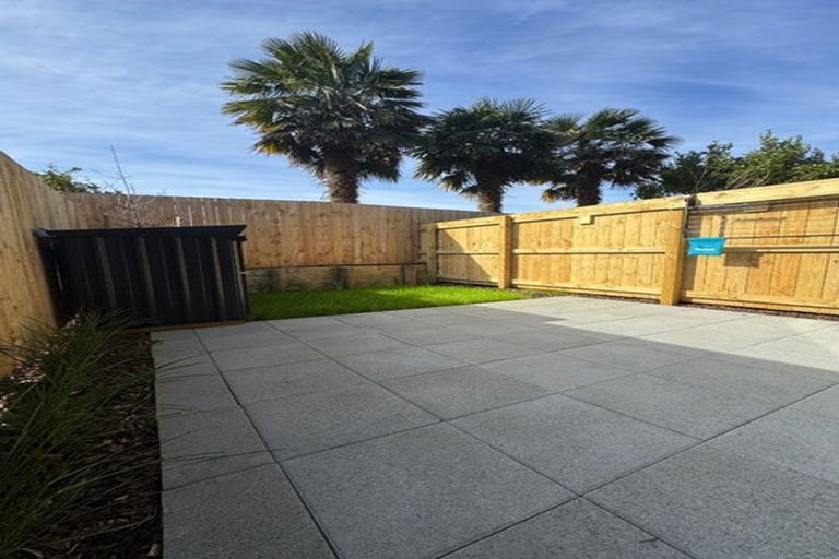 Photo of property in 2/25 Childs Avenue, Pukekohe, 2120