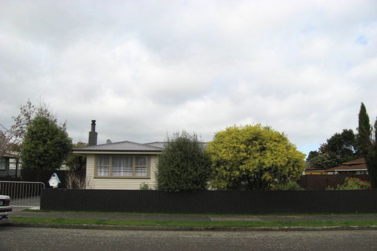 Photo of property in 4 Conway Street, Levin, 5510