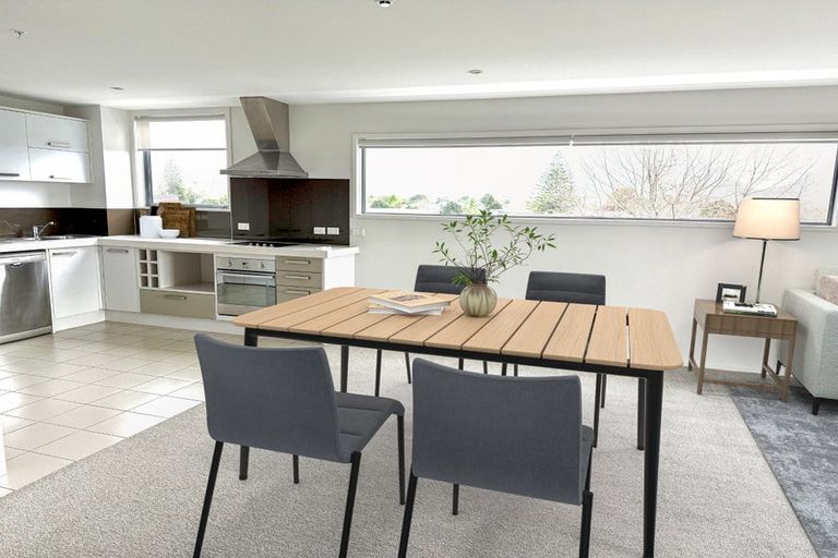 Photo of property in Bella Vista, 2d/84 Gunner Drive, Te Atatu Peninsula, Auckland, 0610