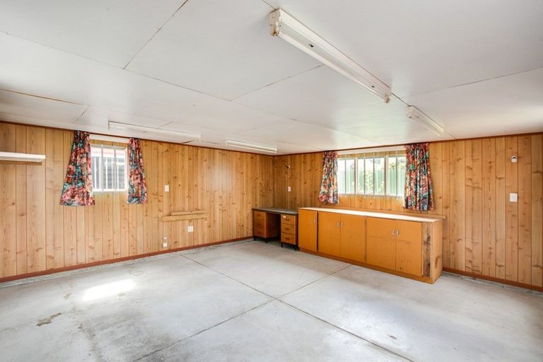 Photo of property in 2 Cabot Place, Flaxmere, Hastings, 4120