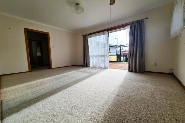 Photo of property in 23 Hyde Street, Manurewa East, Auckland, 2102