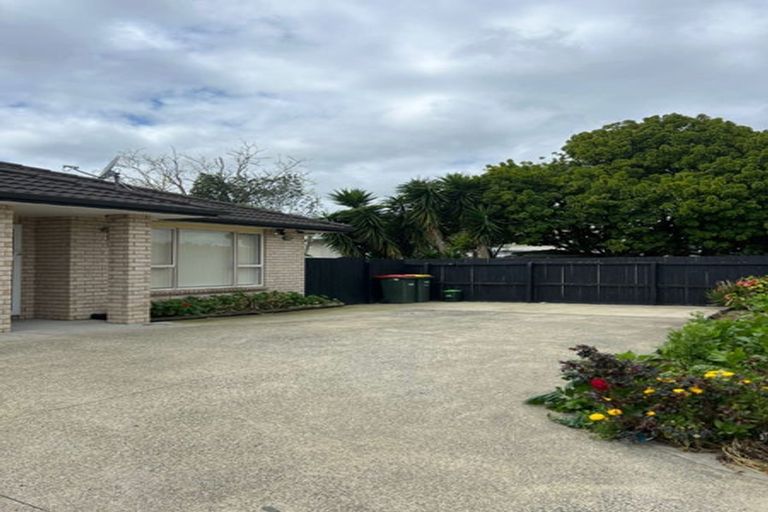 Photo of property in 99 Russell Road, Manurewa, Auckland, 2102