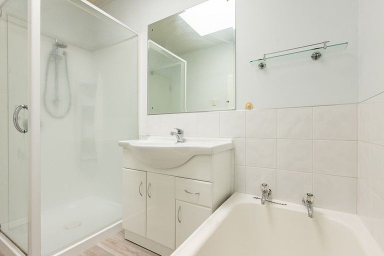 Photo of property in 66 Guppy Road, Greenmeadows, Napier, 4112