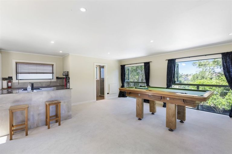 Photo of property in 1315 Whangaparaoa Road, Army Bay, Whangaparaoa, 0930