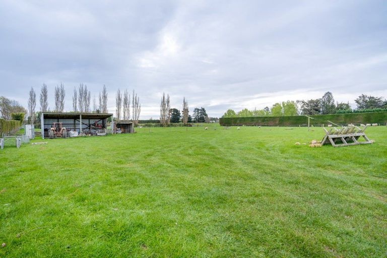 Photo of property in 79 Egerton Road, Winton, 9781