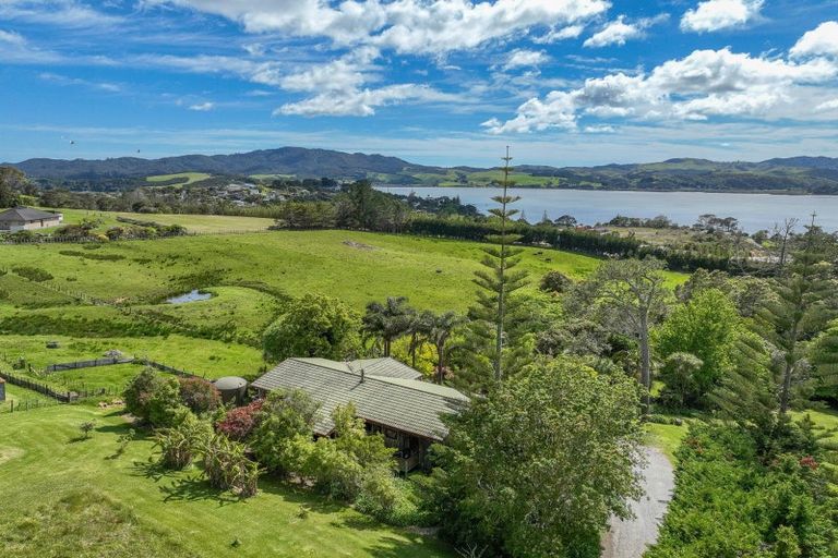 Photo of property in 82 Turvey Road, Mangonui, 0420
