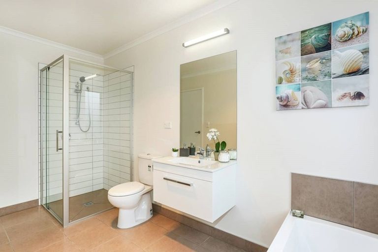 Photo of property in 3 Fermi Lane, Papakura, 2110