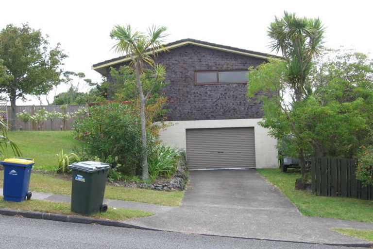 Photo of property in 75 Sartors Avenue, Browns Bay, Auckland, 0630