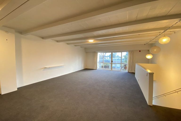 Photo of property in 14a Captain Scott Road, Glen Eden, Auckland, 0602