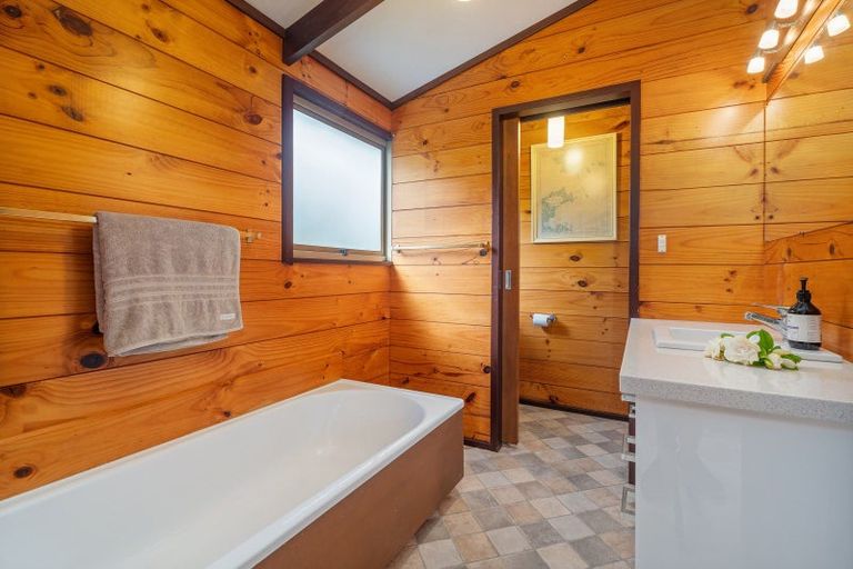 Photo of property in 3 Wigmore Crescent, Hahei, Whitianga, 3591