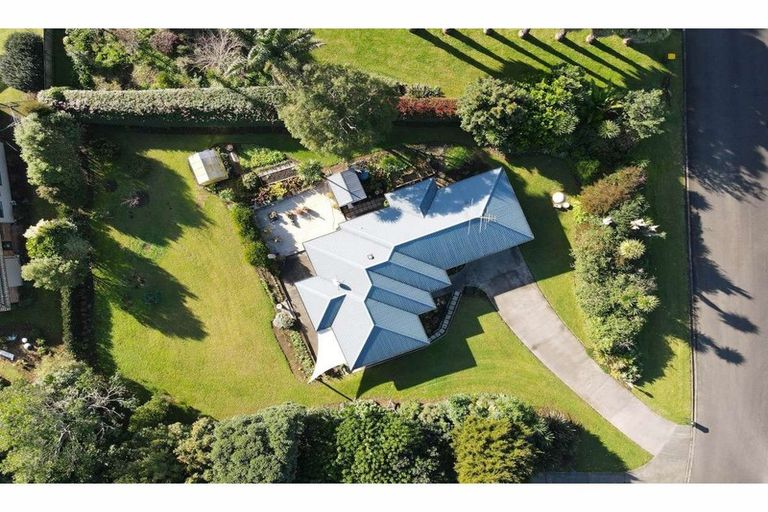 Photo of property in 30 Edkins Road, Kerikeri, 0230