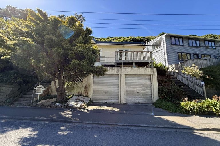 Photo of property in 357 Ohiro Road, Brooklyn, Wellington, 6021