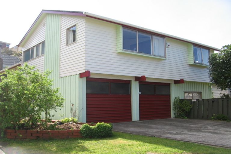 Photo of property in 48 Truscott Avenue, Johnsonville, Wellington, 6037