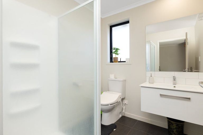 Photo of property in 14 Raynor Crescent, Pyes Pa, Tauranga, 3112