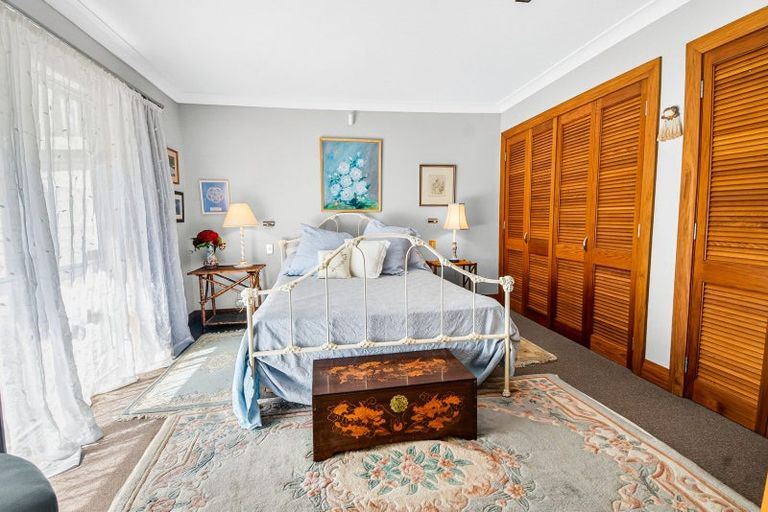 Photo of property in 8 Prospect Street, Russell, 0202