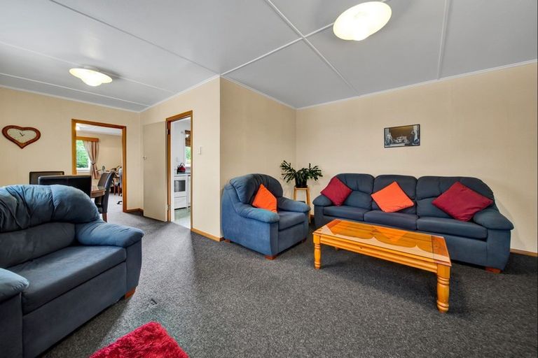 Photo of property in 56 Reid Avenue, Hawera, 4610