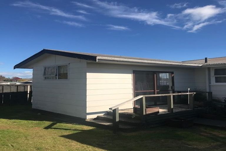 Photo of property in 1 Tararua Place, Tokoroa, 3420