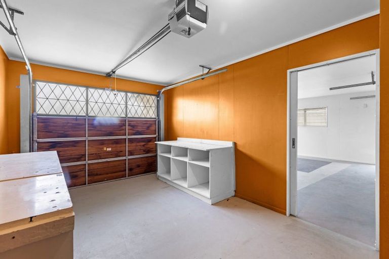 Photo of property in 9 Clearview Drive, Milson, Palmerston North, 4414