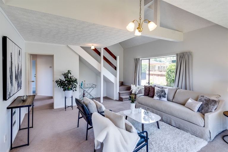 Photo of property in 69a O'dowd Road, Taradale, Napier, 4112