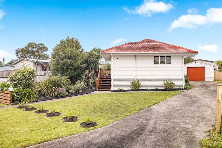 Photo of property in 40 Hindmarsh Street, Henderson, Auckland, 0612