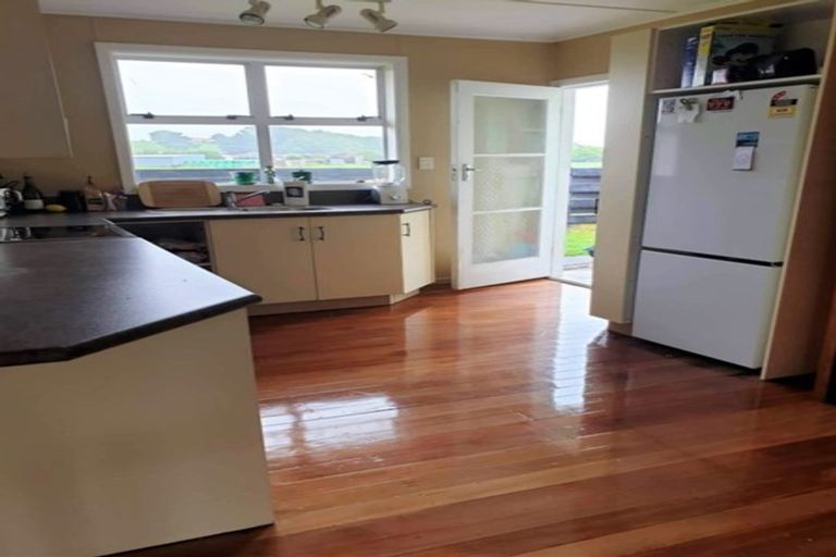 Photo of property in 5 Kowhai Place, Eltham, 4322