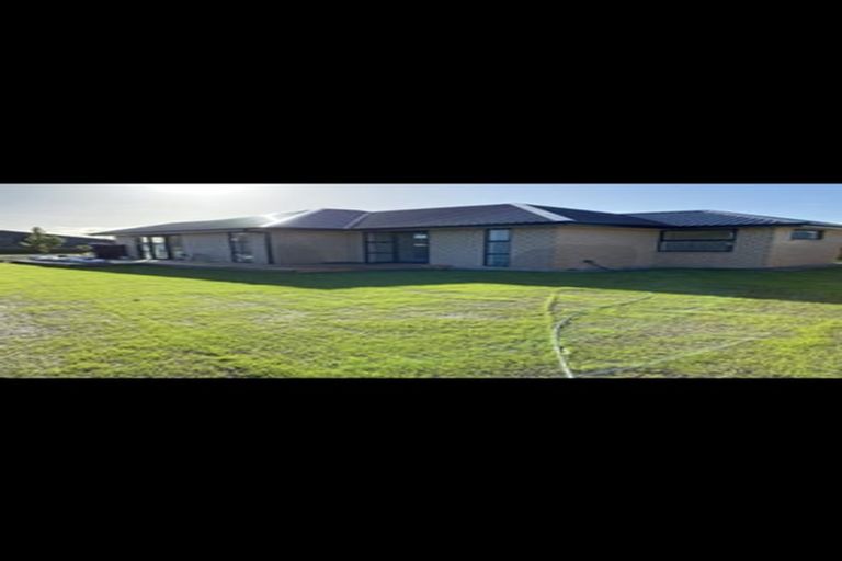 Photo of property in 95 Beaumont Drive, Rolleston, 7614