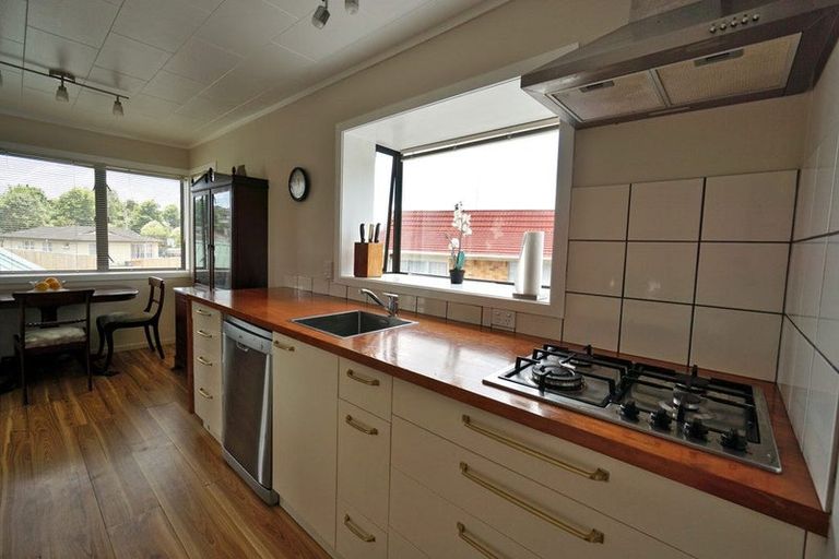 Photo of property in 77 Bremworth Avenue, Dinsdale, Hamilton, 3204