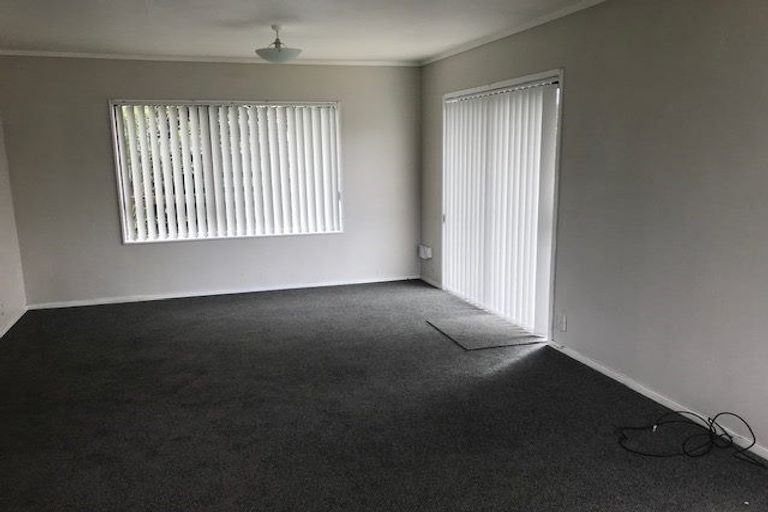 Photo of property in 45a Kurnell Drive, Botany Downs, Auckland, 2010