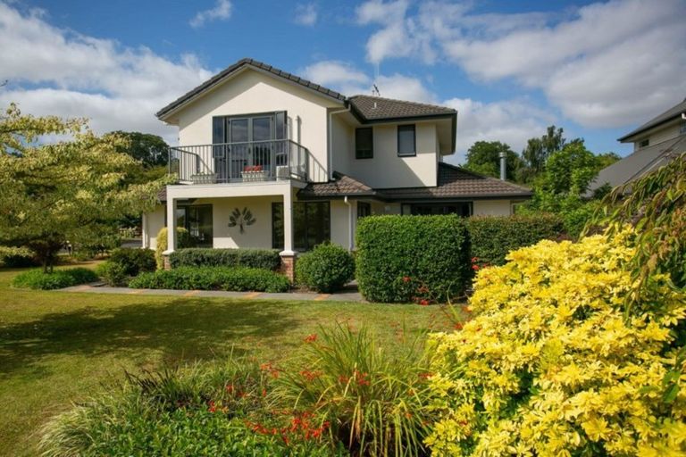 Photo of property in 1 Shaw Street, Leamington, Cambridge, 3432