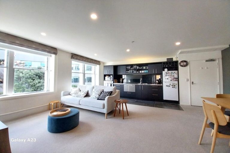 Photo of property in 2c/123 Molesworth Street, Thorndon, Wellington, 6011