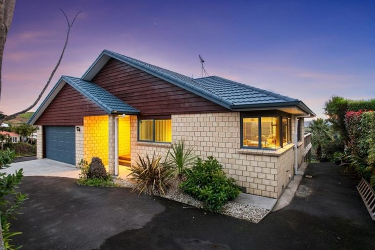 Photo of property in 3 Aurora Avenue, Welcome Bay, Tauranga, 3112