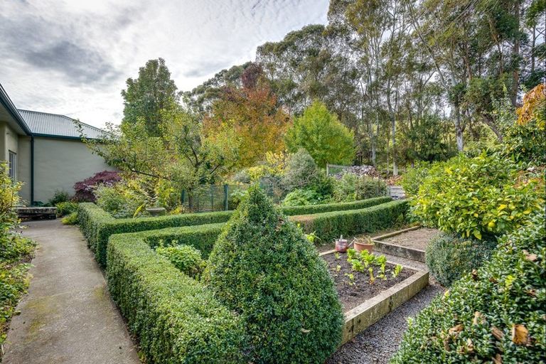 Photo of property in 549 Middle Road, Poukawa, Hastings, 4172