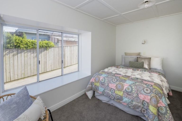 Photo of property in 68 Marine Parade, Otaki Beach, Otaki, 5512