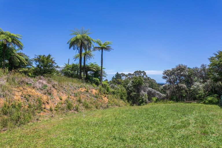 Photo of property in 1092 Driving Creek Road, Coromandel, 3583