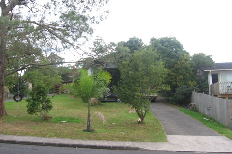 Photo of property in 47 Normanton Street, Glenfield, Auckland, 0629