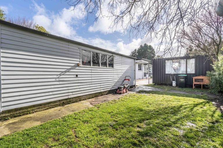 Photo of property in 45 Watt Road, Otatara, Invercargill, 9879