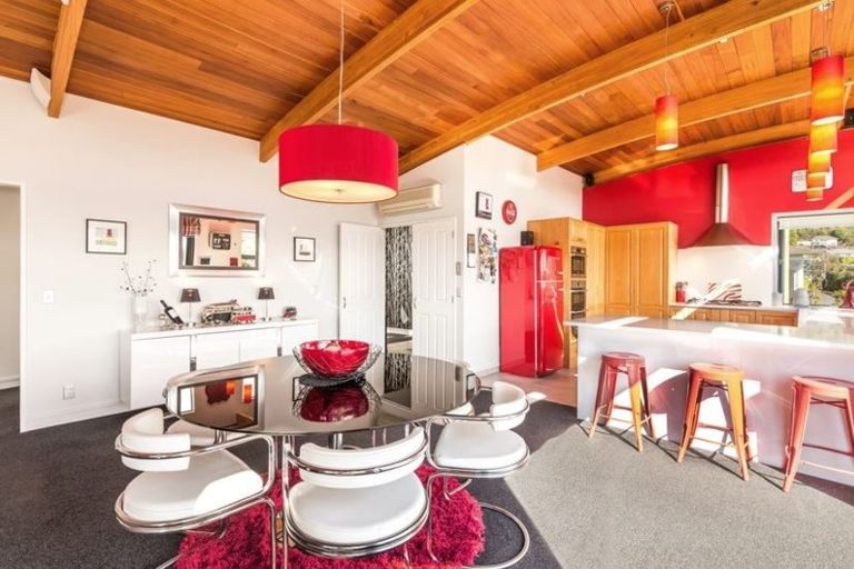 Photo of property in 1/3 Sylvia Place, Acacia Bay, Taupo, 3330