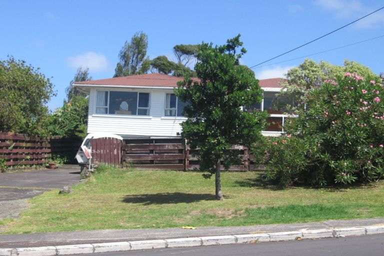 Photo of property in 2/4 James Street, Bayview, Auckland, 0629