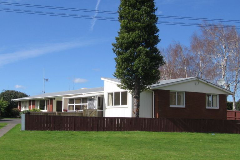 Photo of property in 2/128 Grace Road, Tauranga South, Tauranga, 3112