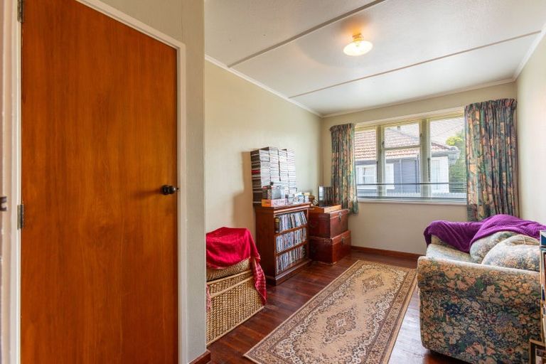 Photo of property in 18 Christian Street, Dannevirke, 4930