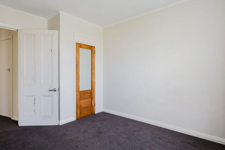 Photo of property in 23 Bourke Street, Palmerston North, 4410