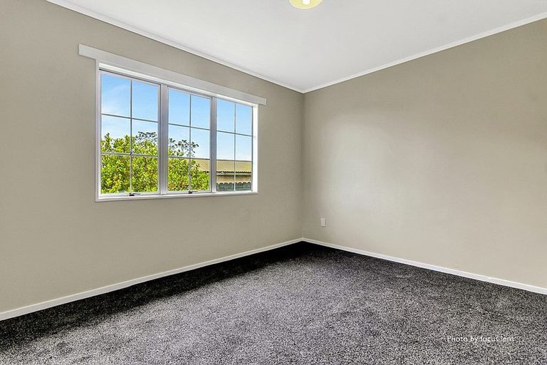 Photo of property in 22 Greenstone Place, Clover Park, Auckland, 2019