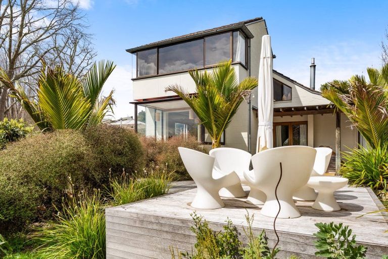 Photo of property in 17 Toop Street, Havelock North, 4130