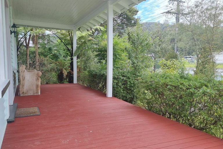 Photo of property in 53 Omapere Street, Dobson, Greymouth, 7805