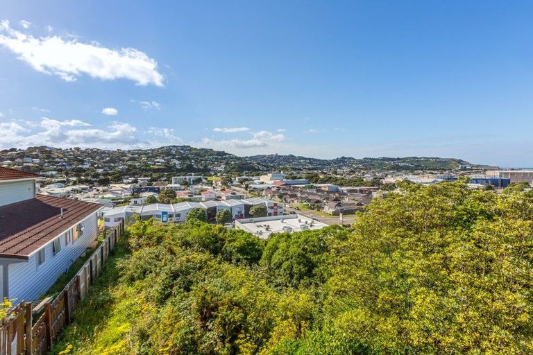 Photo of property in 36 Maupuia Road, Miramar, Wellington, 6022