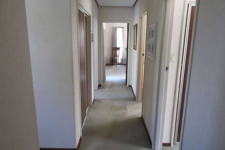 Photo of property in 17a Churchill Place, Waimate, 7924