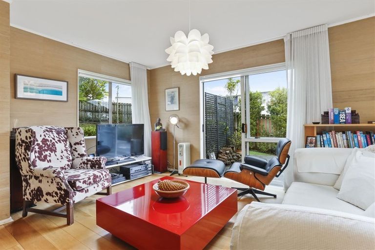 Photo of property in 29/24 Eastglen Road, Glen Eden, Auckland, 0602